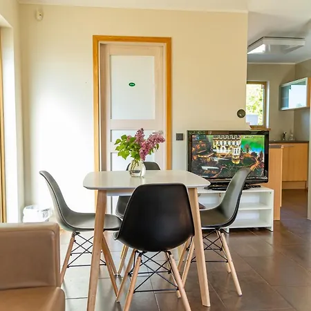 Tennis Guest house